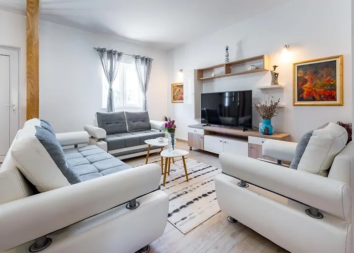 Pizzelli 别墅 奥拉萨奇