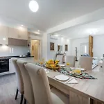 Pizzelli Villa Orasac