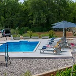 Pizzelli Villa
