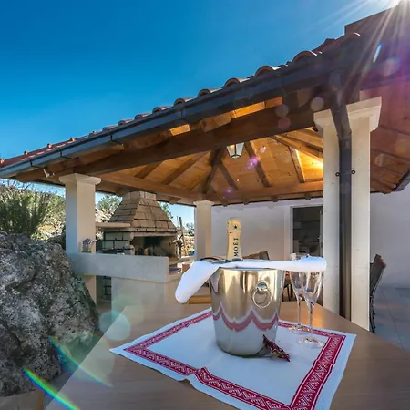 וילה Pizzelli אורסאץ